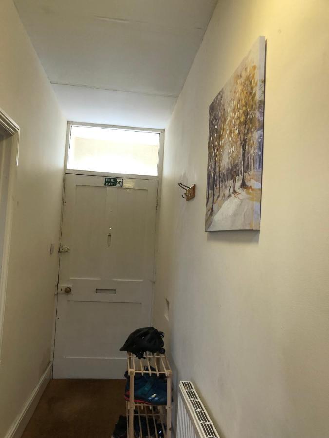 Comfortable Home, Town Centre, Free Parking,Multiple Rooms Cheltenham Exterior foto